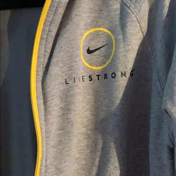 Live Strong Nike jacket. - Picture 2 of 2